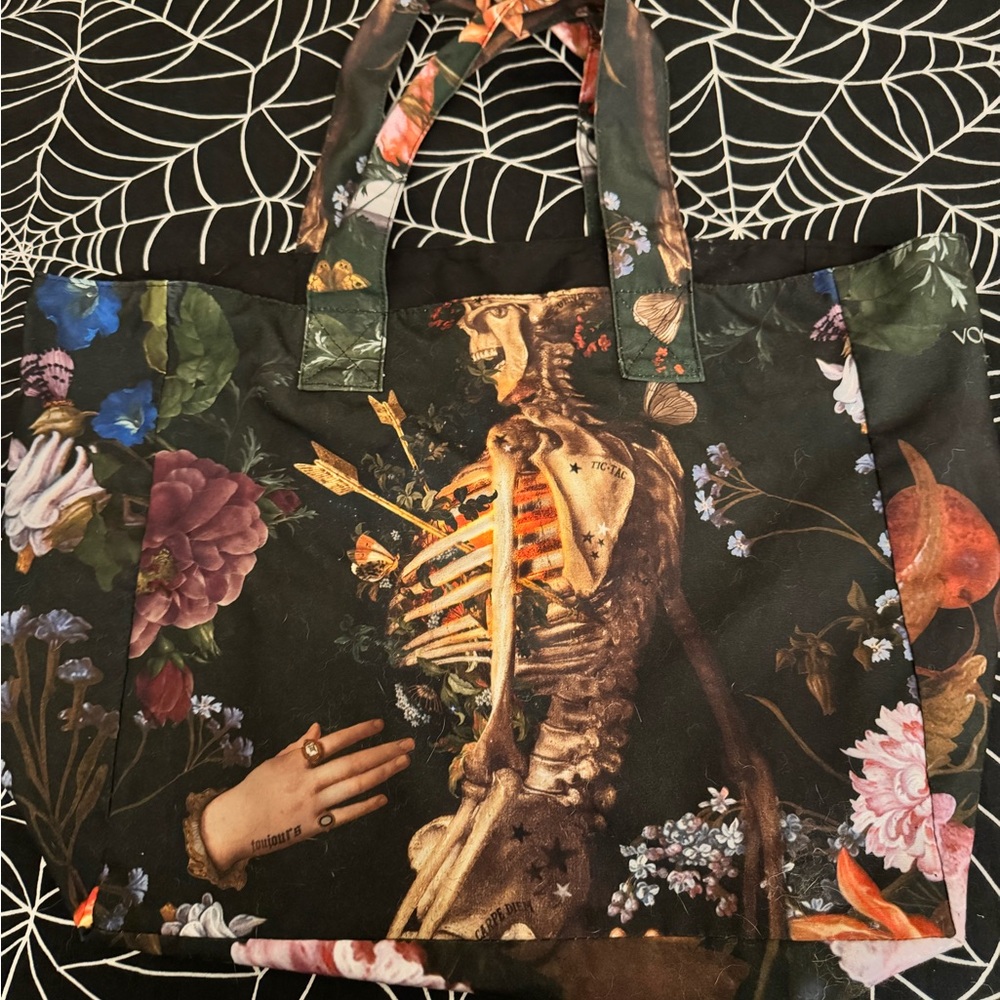 Voglio Bene Floral Skeleton Print Tote Bag